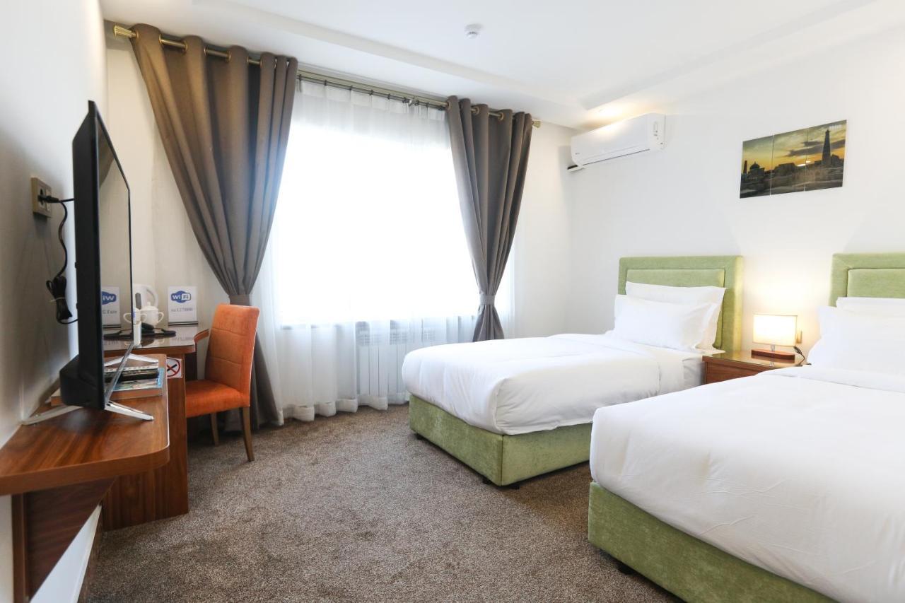 Sunrise Hotel Tasjkent Eksteriør billede