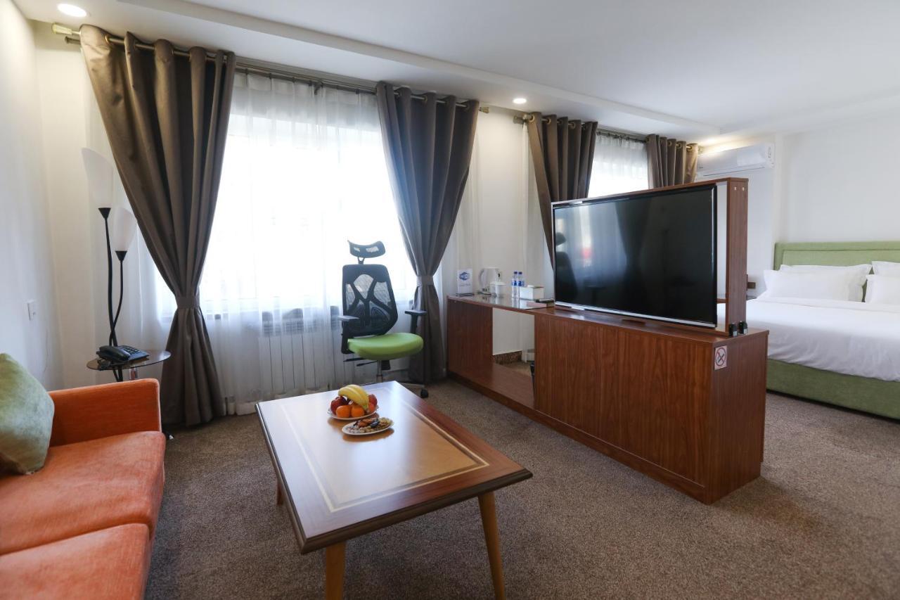 Sunrise Hotel Tasjkent Eksteriør billede